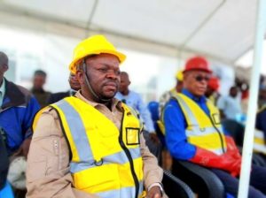Nord-Kivu: Après la construction des bureaux administratifs d&rsquo;autres groupements sur fonds propres du secteur de Wanianga, le Dr Akilimali Bamwisho Descartes met le cap sur Osso à la limite avec le Maniema