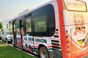 ​Nord-Kivu: L’AS Beni Union voit grand et s’offre un bus de haut standing, œuvre signée son président Charles Karonde « Igwe »